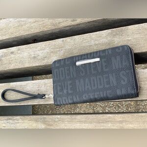 🆕 Steve Madden Brand New Black Wallet Wristlet 💚 👛